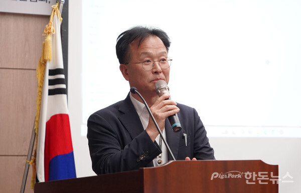 ▲ 농림축산식품부 구제역방역과 김정주 과장